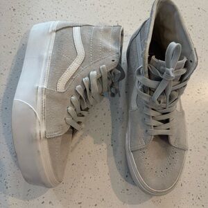 NEW Vans Sk8-Hi Tapered Stackform Platform Shoe Sneaker Gray White Womens 7, Men